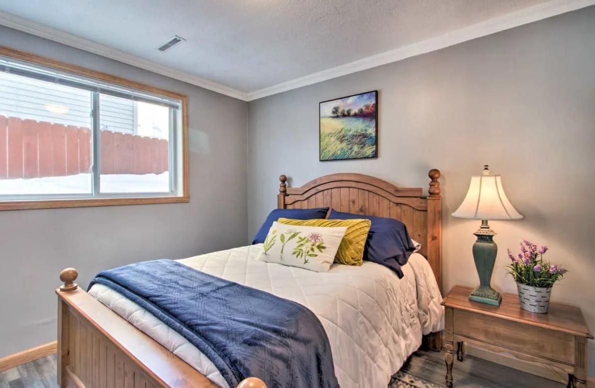 Vila Welcoming West Fargo Retreat W Backyard Exteriér fotografie